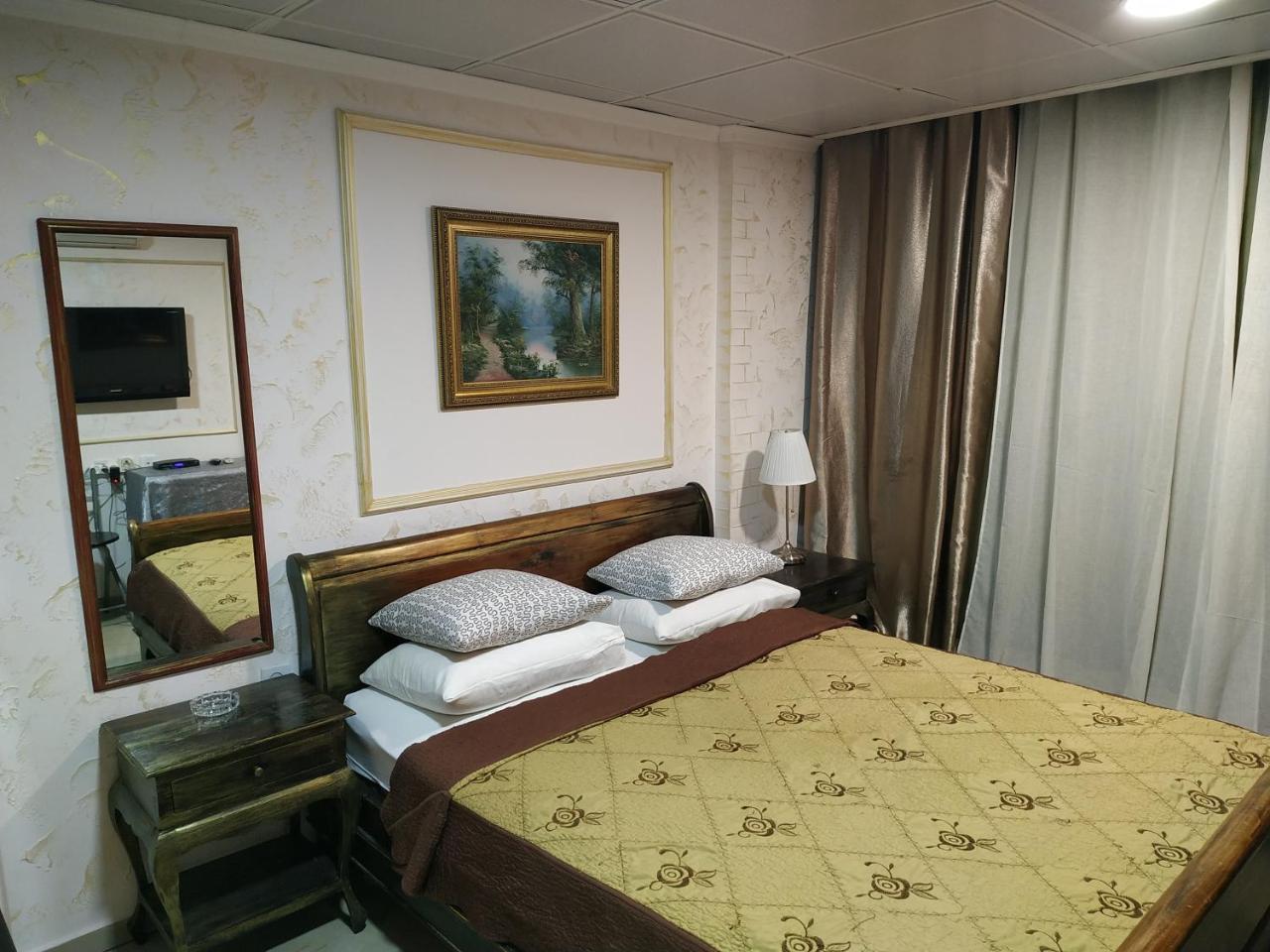 Hotel Rothschild 37 バト・ヤム エクステリア 写真